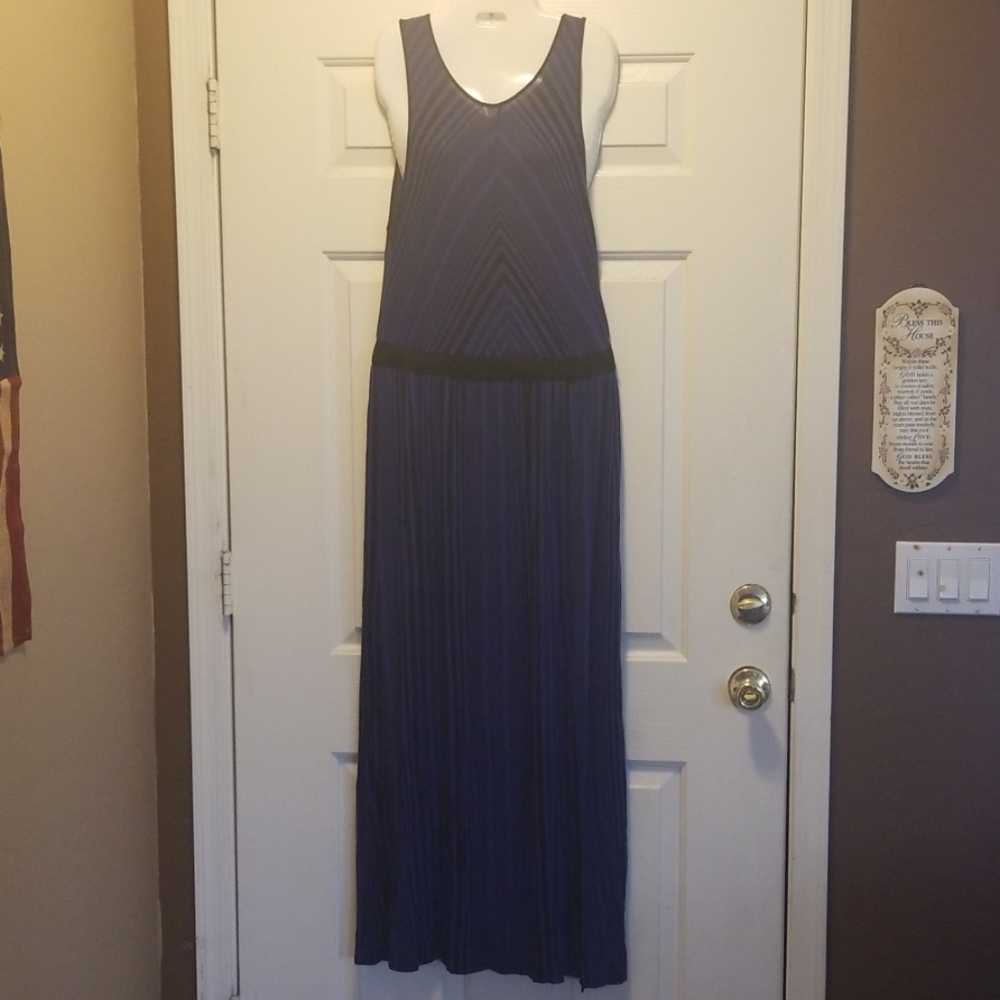 Daisy Fuentes dress